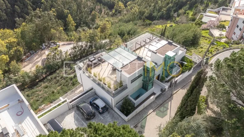 Property photo 3 of 57 Img 2