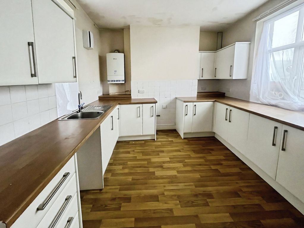 Property photo 3 of 11 Pbox-Img.Png