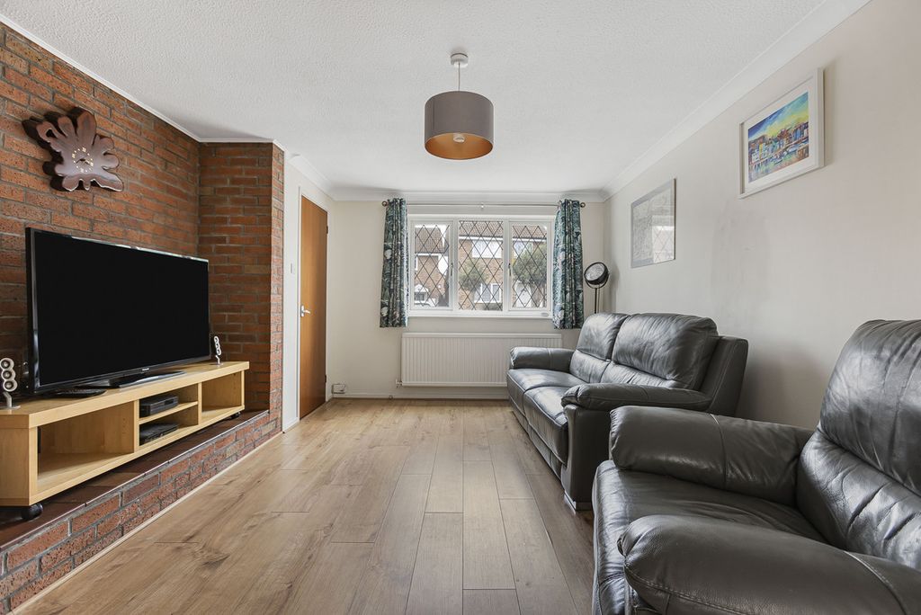 Property photo 2 of 18