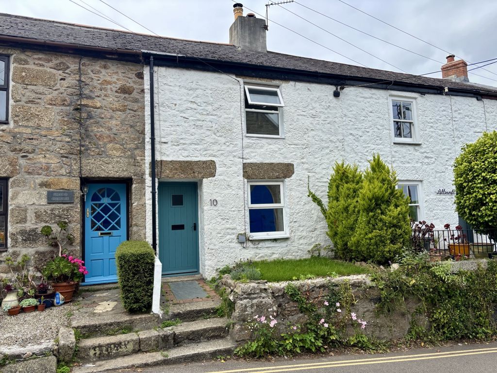 Property photo 1 of 11 2 Bedroom Terraced House For Sale