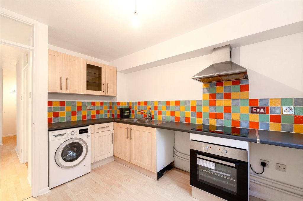 Property photo 2 of 19 Picture No. 22
