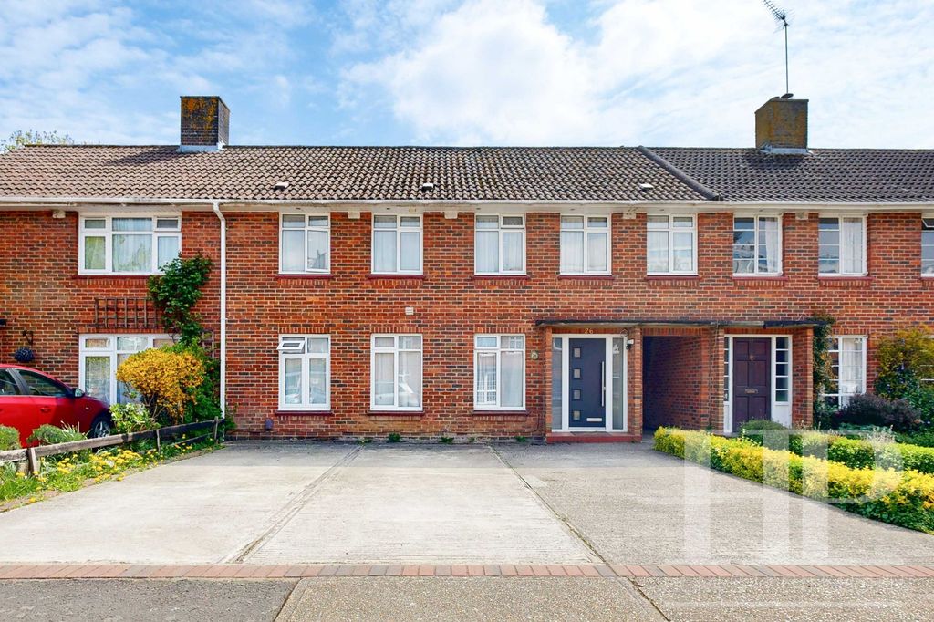 Property photo 1 of 8