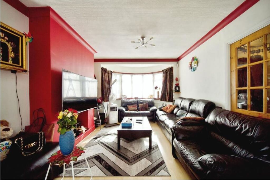 Property photo 2 of 15