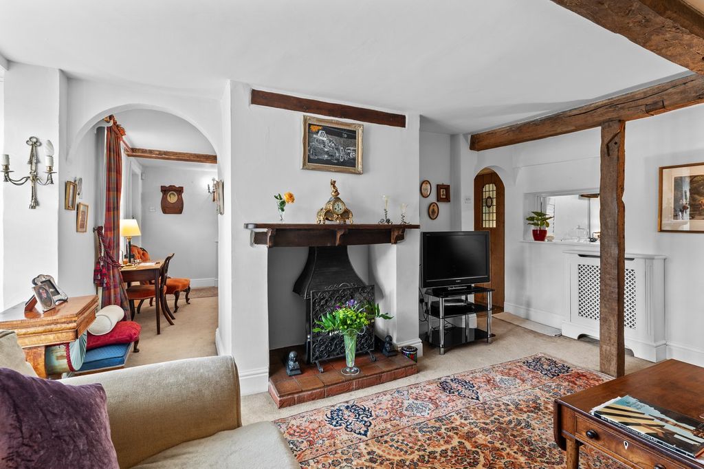 Property photo 3 of 31