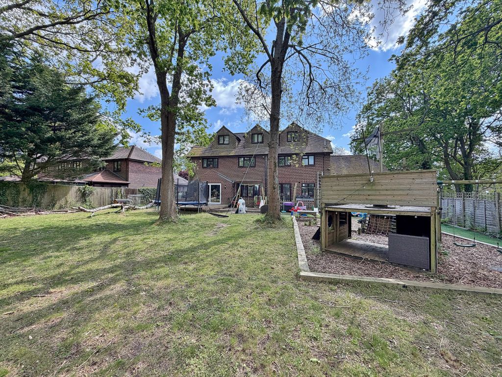 Additional image 34 of 6 bed detached house for saleFareham Park Road, Fareham PO15