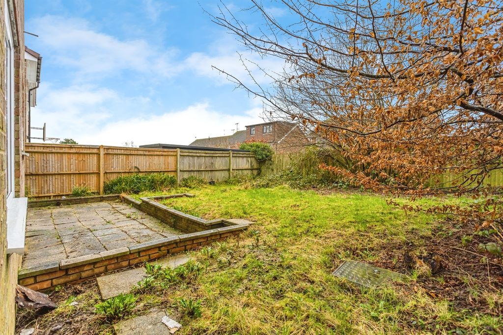 Property photo 2 of 18