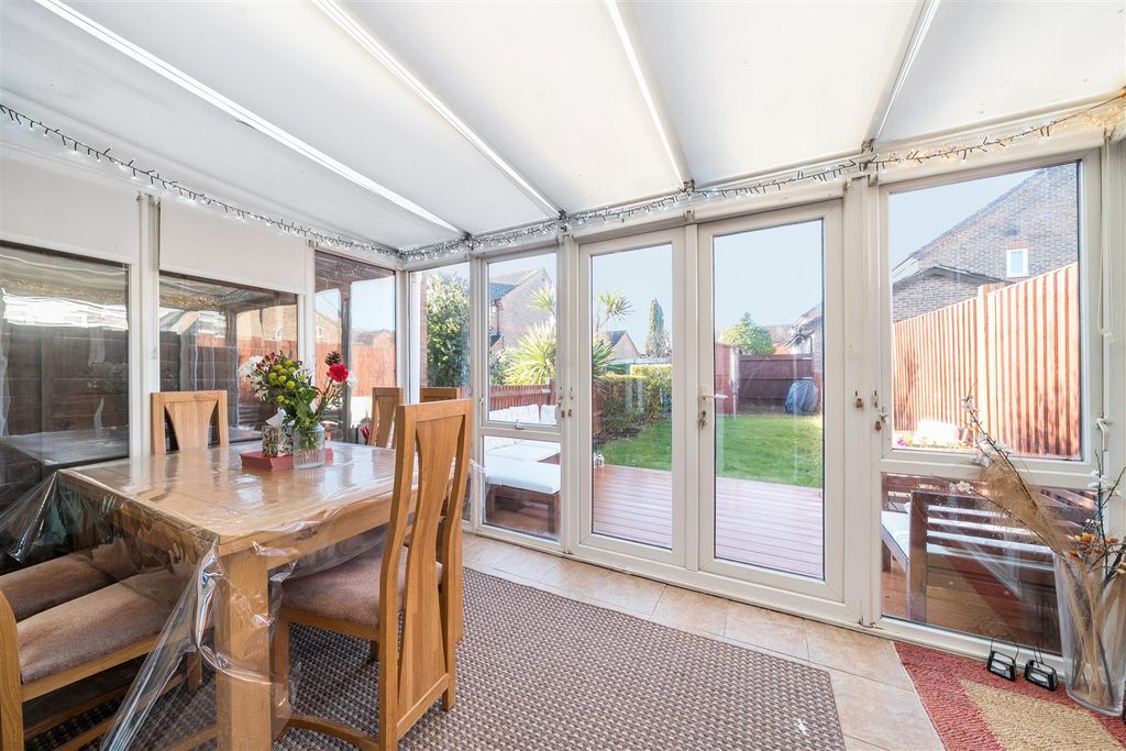 Property photo 3 of 18