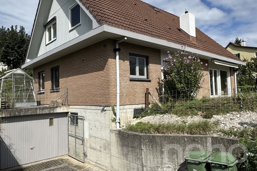 Property photo 3 of 13