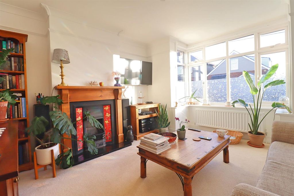 Property photo 2 of 12 Img_7911.Jpg