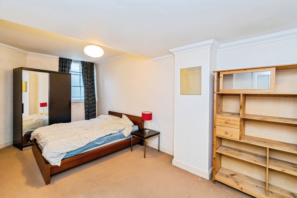 Property photo 2 of 13 Photo