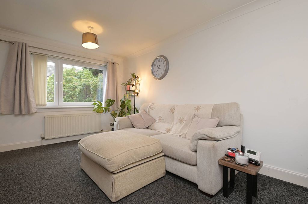 Property photo 3 of 23