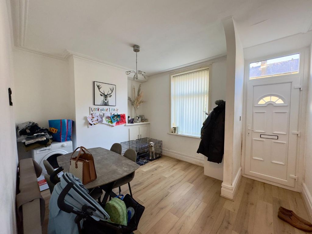 Property photo 2 of 10 Reception Room Photo Lowerhouse Lane, Burnley, For