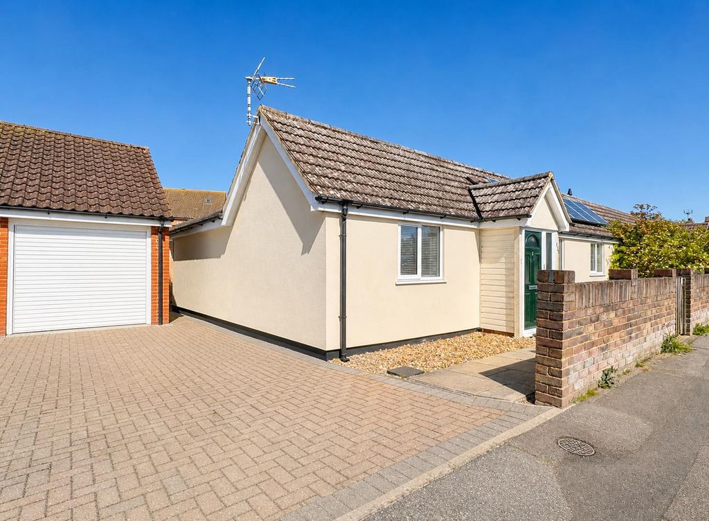 Property photo 1 of 21 Acd05F02-8Ecb-4D15-B71E-045944622089.Png