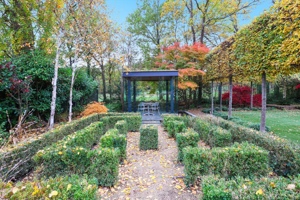 Property photo 3 of 37 Image