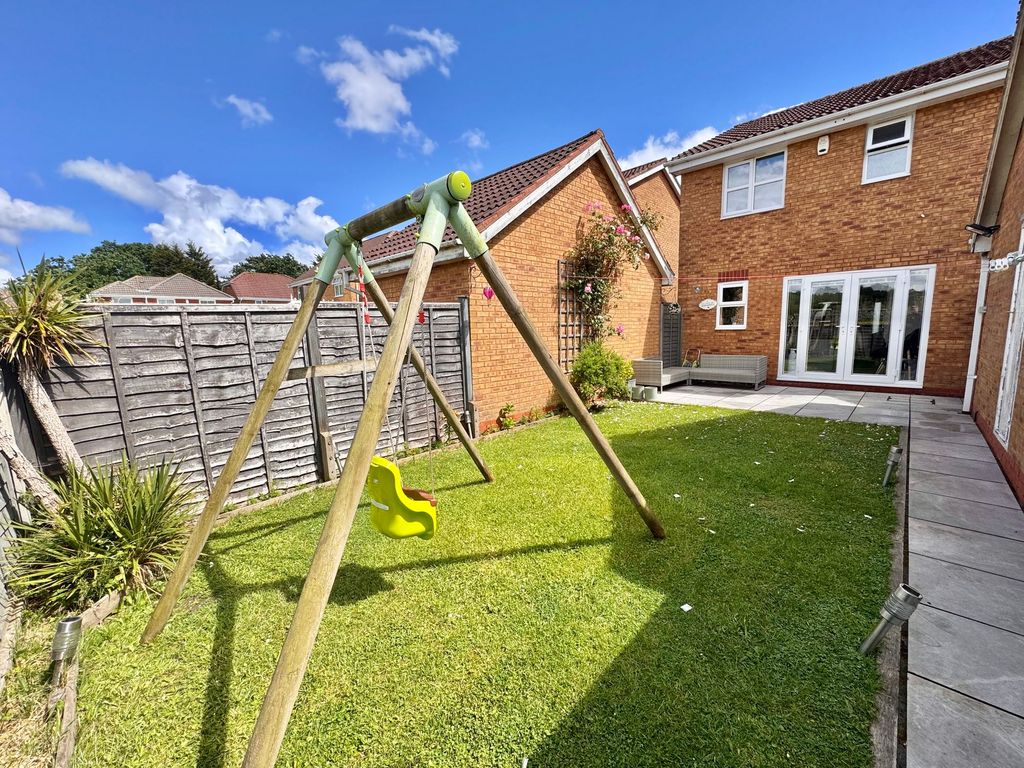 Property photo 2 of 32