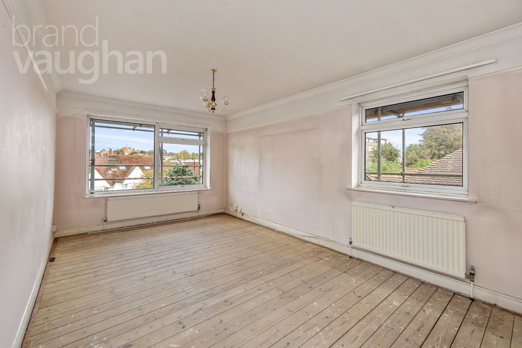 Property photo 2 of 19 Picture No. 04