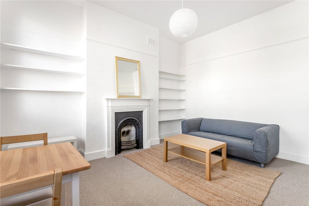 Property photo 2 of 12 Picture No. 03