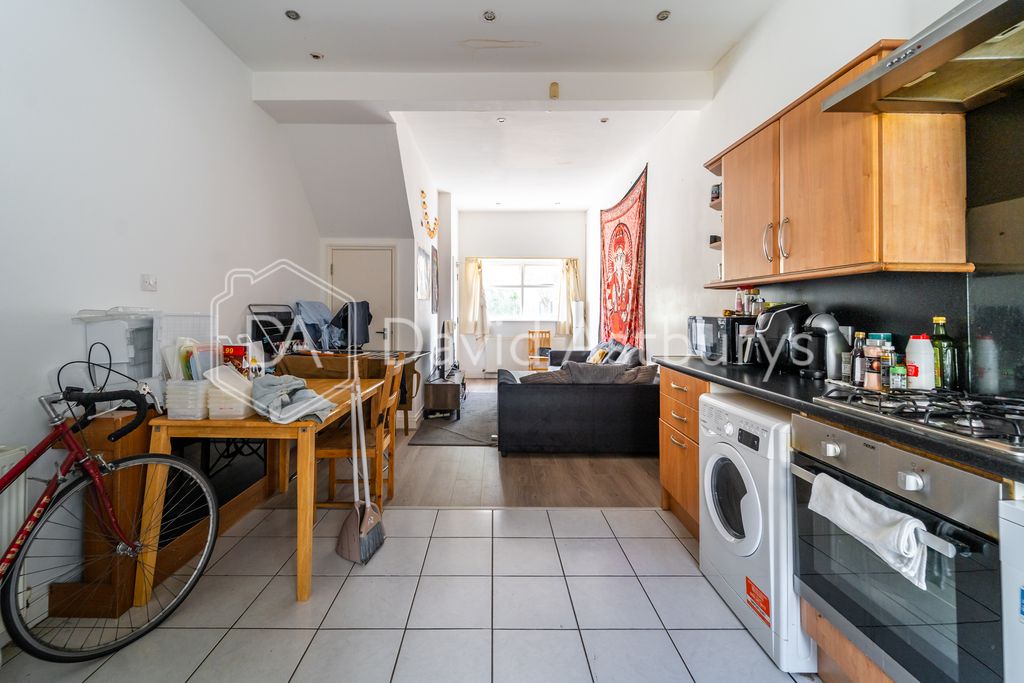 Property photo 3 of 14 Ndb08537