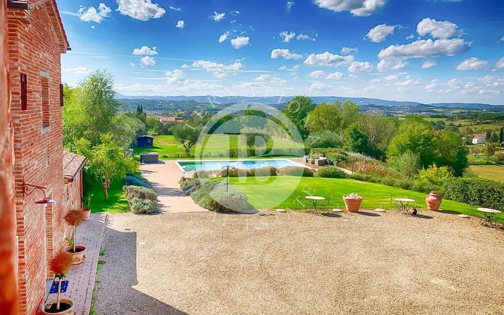 Property photo 3 of 38