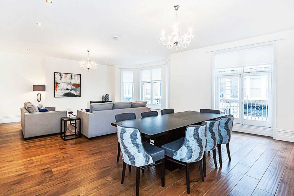 Property photo 3 of 17