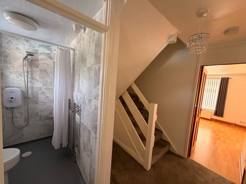 Property photo 2 of 13 Entrance Hall