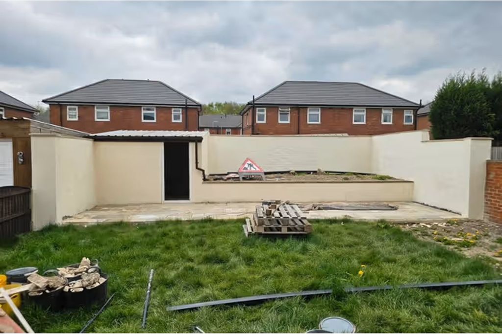 Property photo 2 of 3