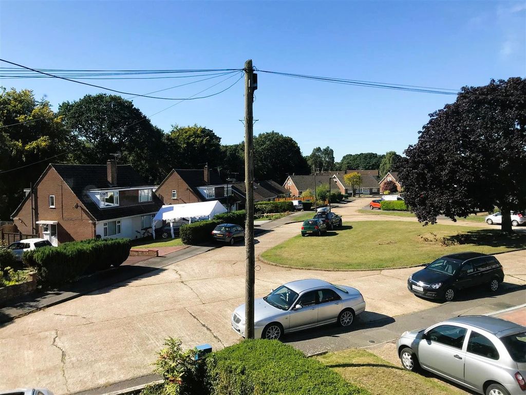 Property photo 3 of 14 Ngsutpdbscnduylbjhxvdezl6EE.Jpg