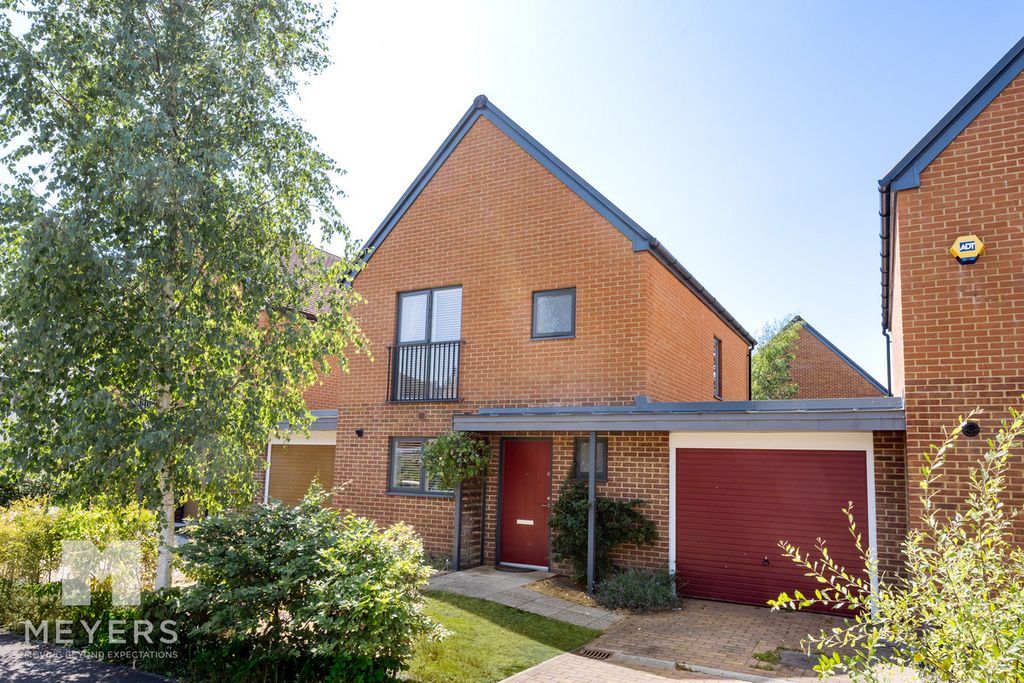 Property photo 1 of 21
