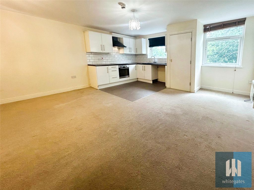 Property photo 1 of 10 Picture No. 21