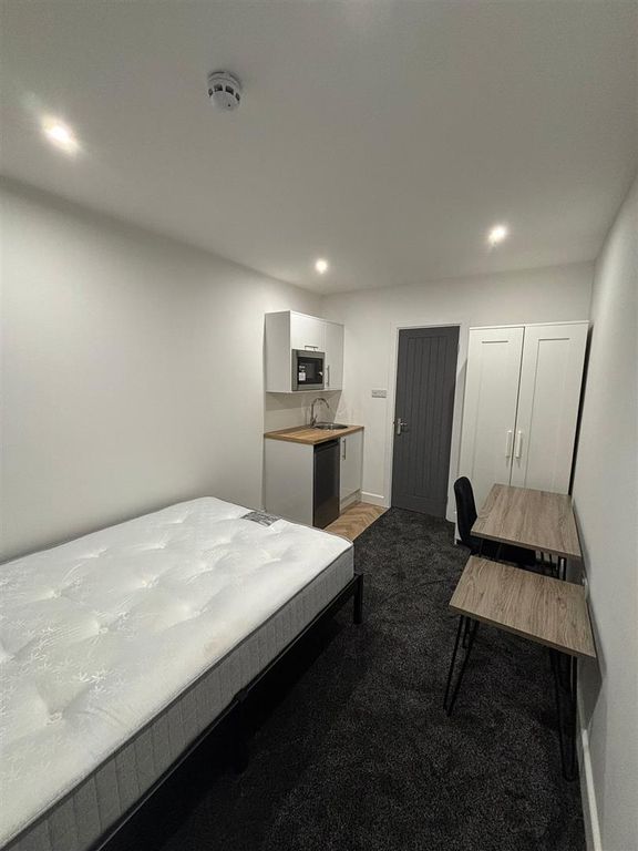 Property photo 1 of 8 Whatsapp Image 2025-11-19 At 11.04.56_2A5E6cc4.Jpg