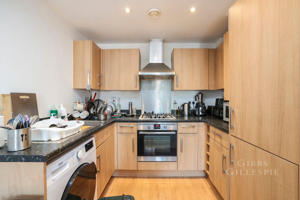 Property photo 2 of 10 Pbox-Img.Jpg
