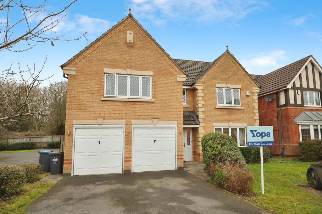 Property photo 1 of 22 Front