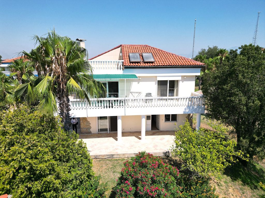 Property photo 3 of 50