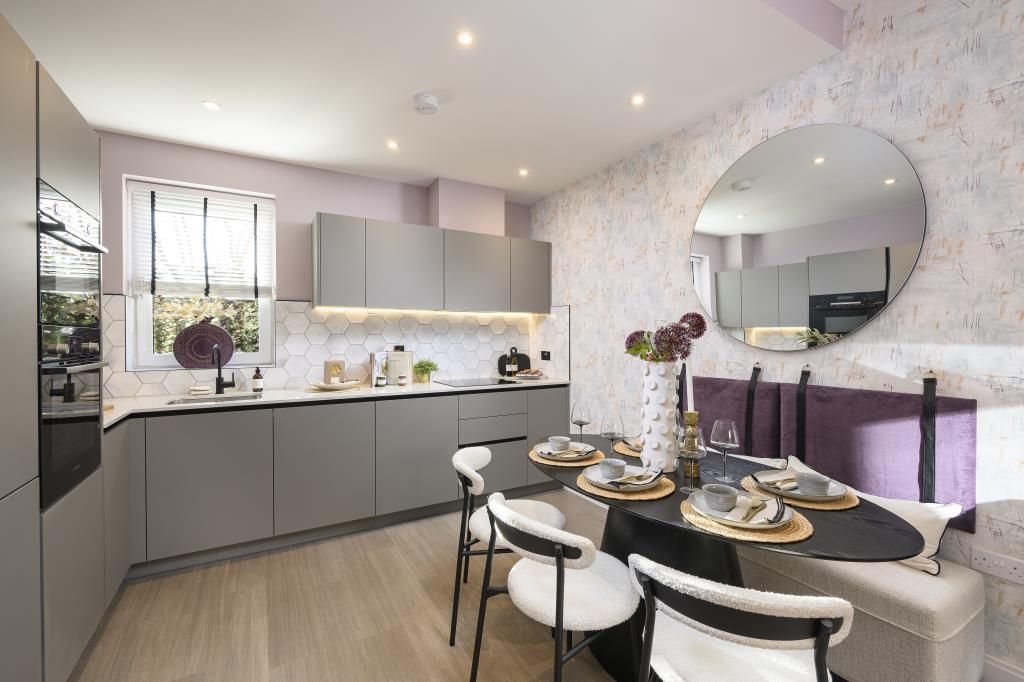 Property photo 2 of 7 Kitchen/Dining Area