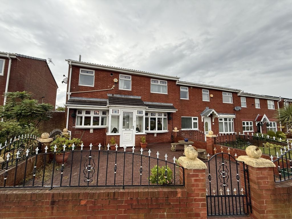 Property photo 1 of 27 Img_7075