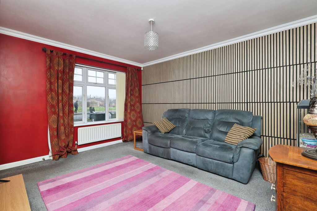 Property photo 2 of 15 Living Room