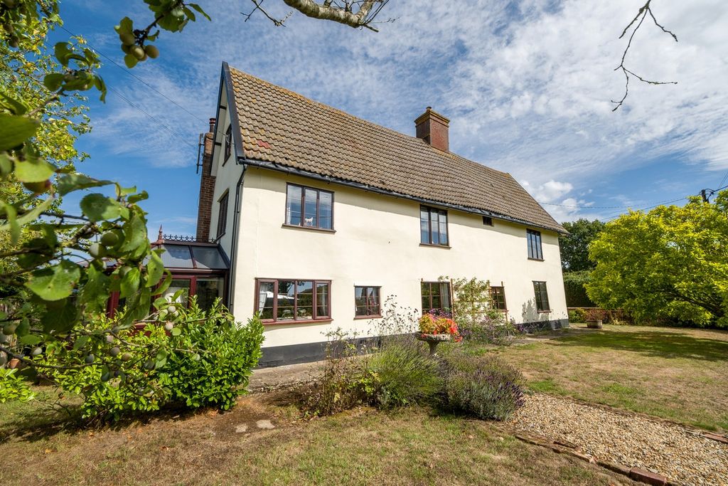 Property photo 1 of 34
