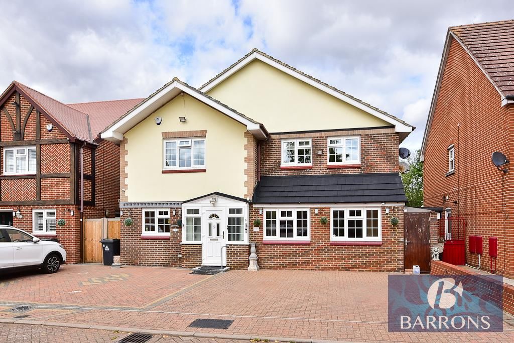 Property photo 1 of 24