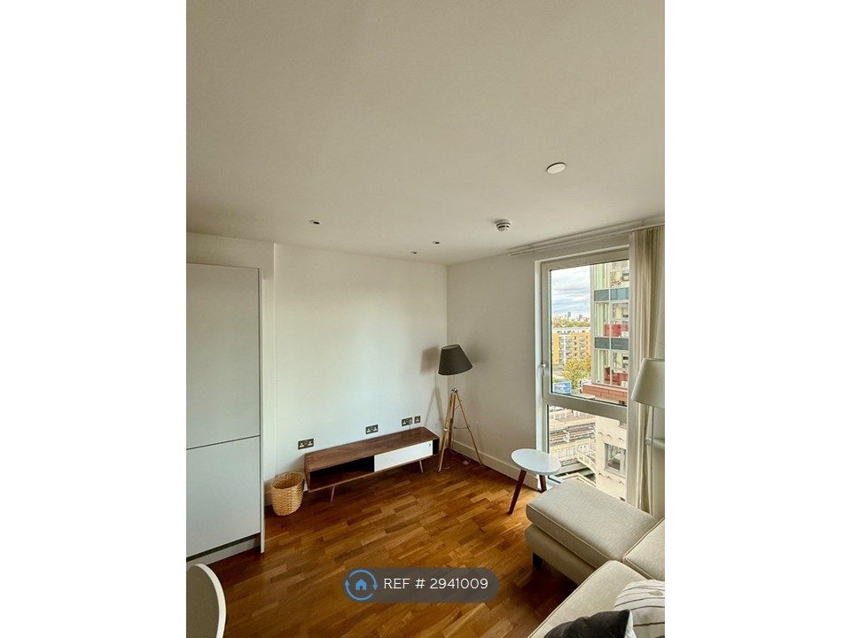 Property photo 3 of 15 Living Room/