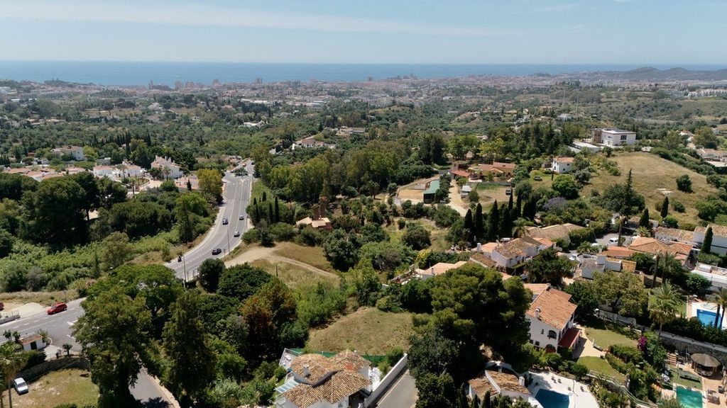 Property photo 1 of 4 Plot, Mijas