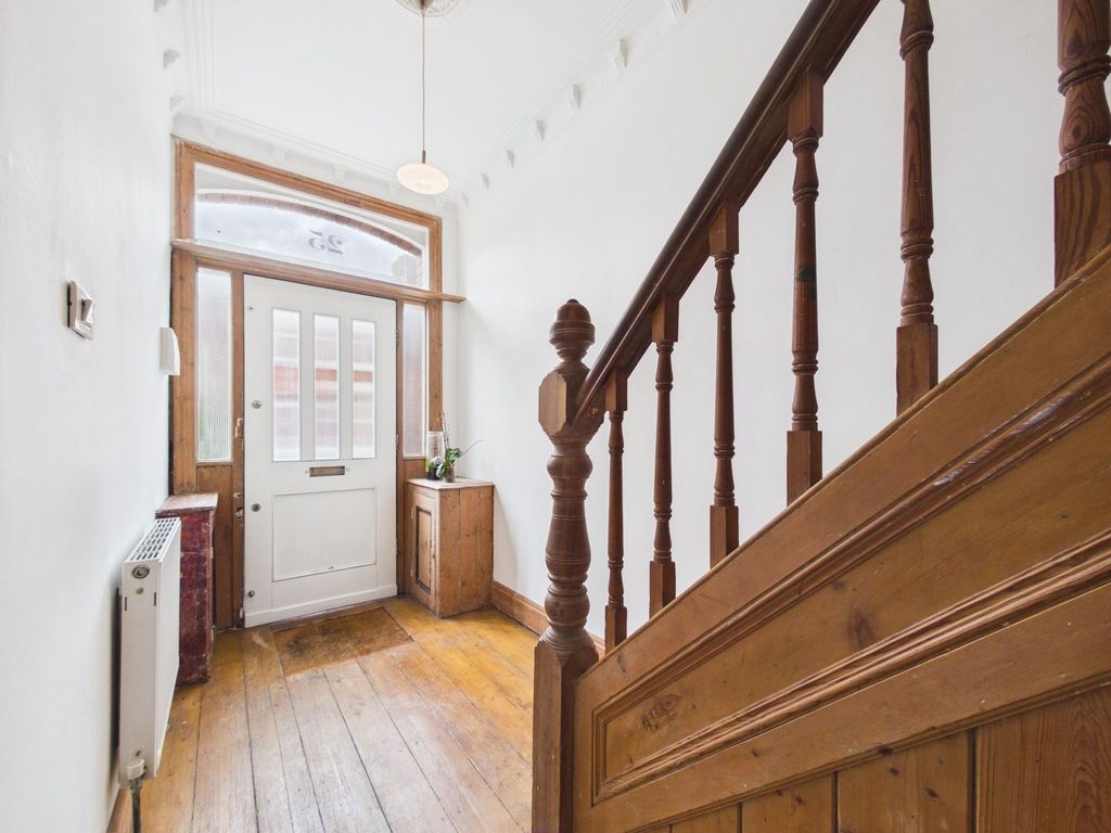 Property photo 2 of 24