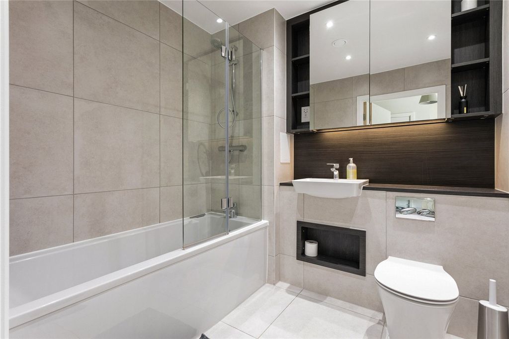 Property photo 3 of 11 Picture No. 11