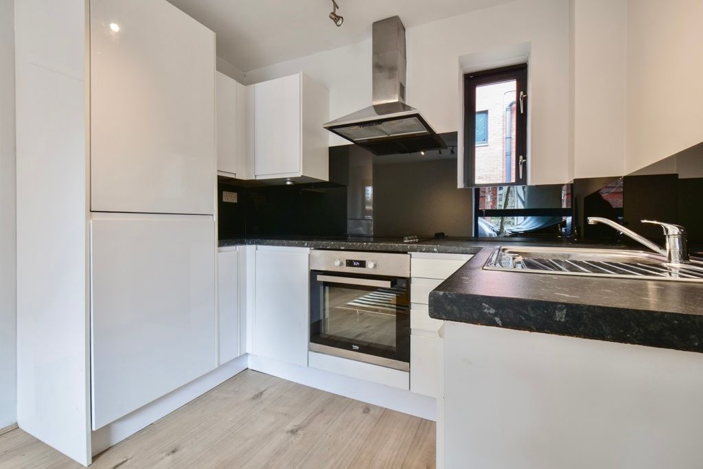 Property photo 2 of 7 Jpg