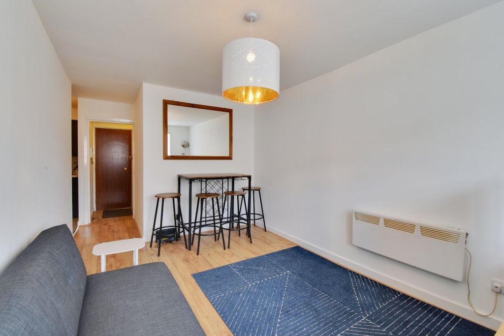 Property photo 1 of 6 Picture No. 05