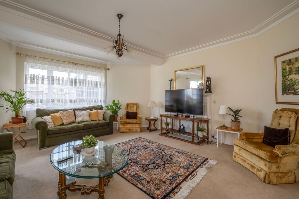 Property photo 2 of 15