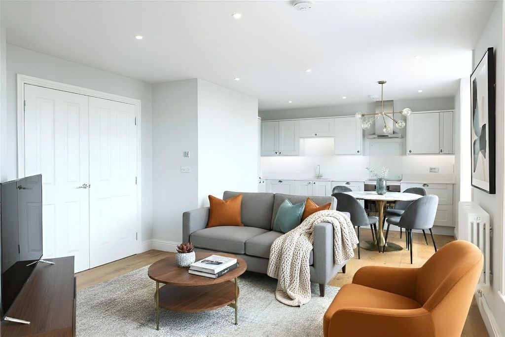 Property photo 2 of 8 Open Plan Living