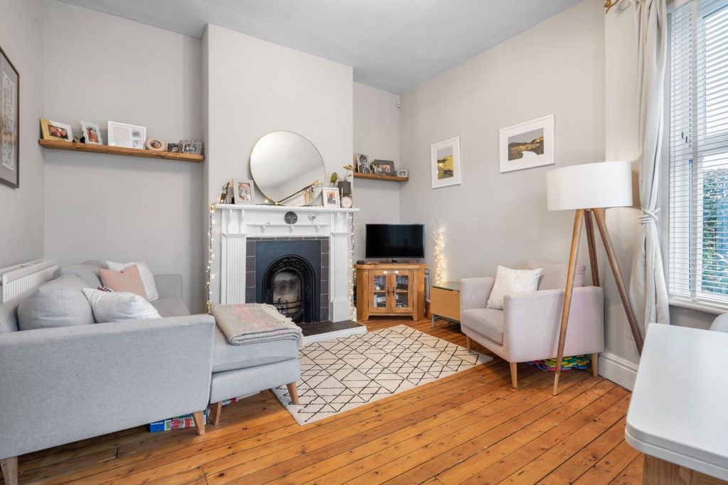 Property photo 1 of 14 2.Jpg