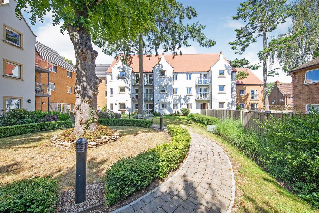 Property photo 1 of 36 3F30E02A-E353-4685-9B10-Fe0Ff9De0A99.Jpg