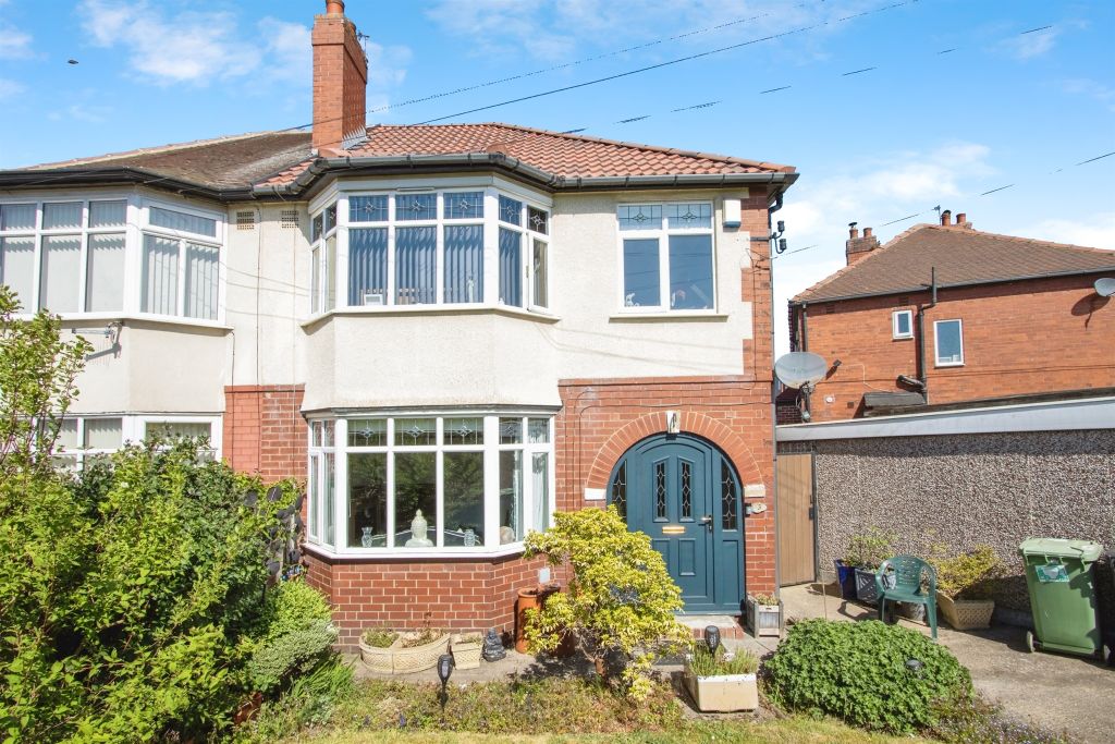 Property photo 1 of 17