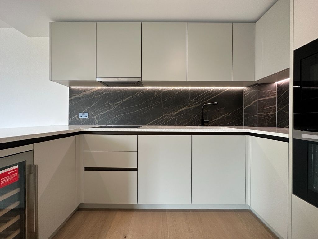 Property photo 3 of 20 Picture No. 09